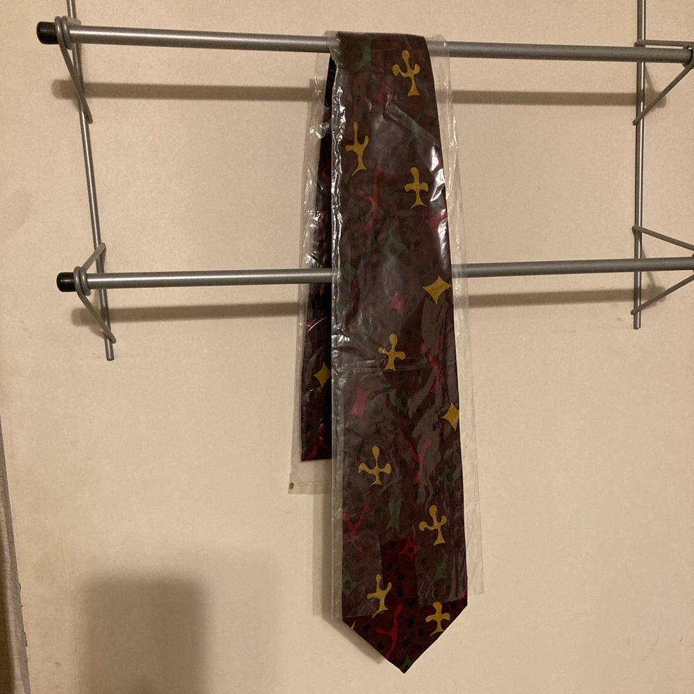 Laura Pearson International Burgundy Mens Neck Tie 100% Silk New In Plastic